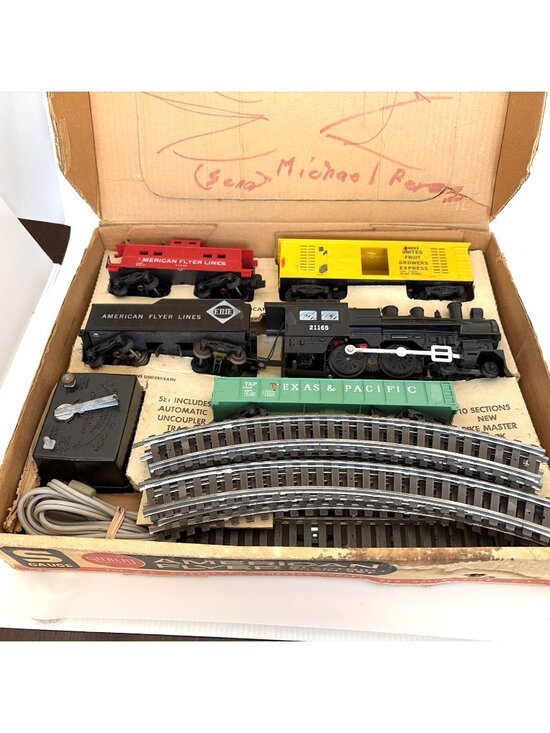 American Flyer Other - Vintage 1961 Gilbert American Flyer 20705 S Gauge Train Set Original Box Track